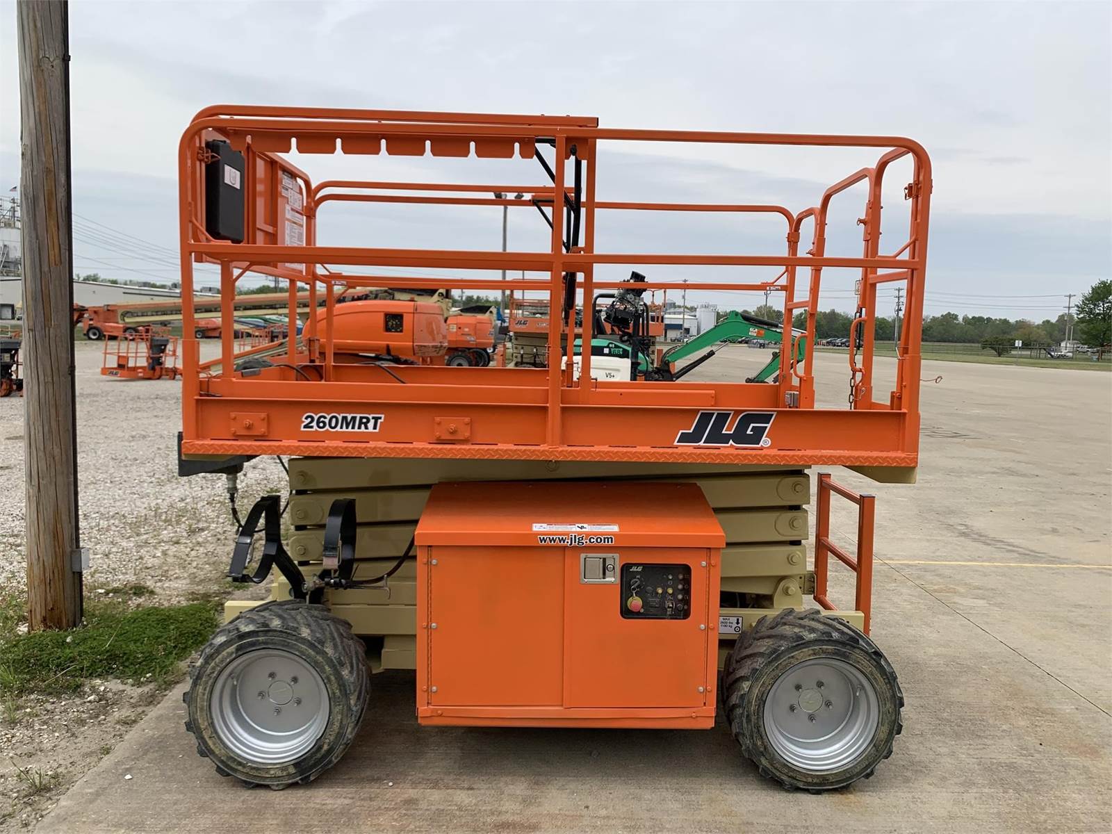 2015 JLG 260MRT Scissor Lift