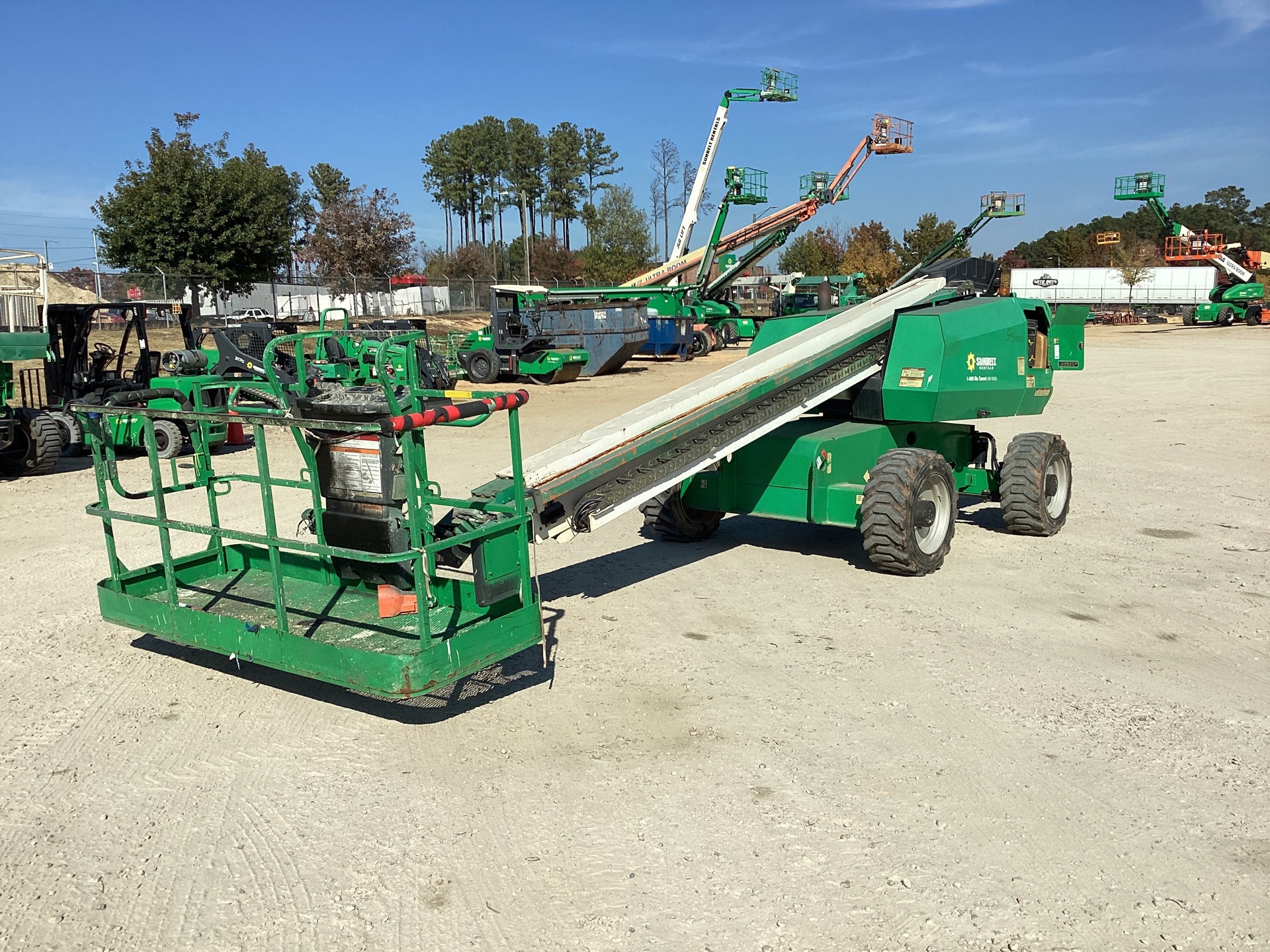 2015 JLG 600S 4WD Diesel Telescopic Boom Lift