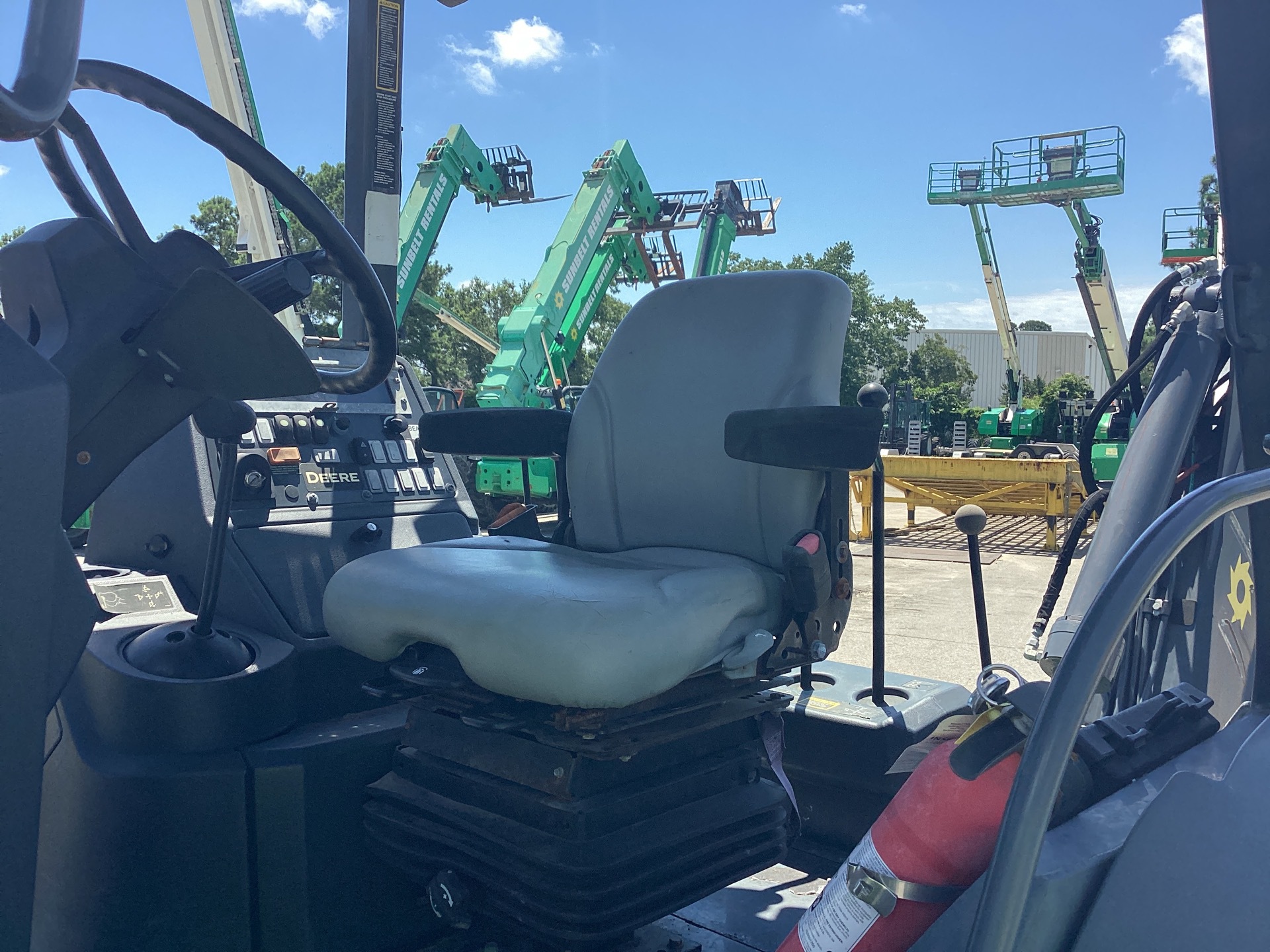 Photo - 17