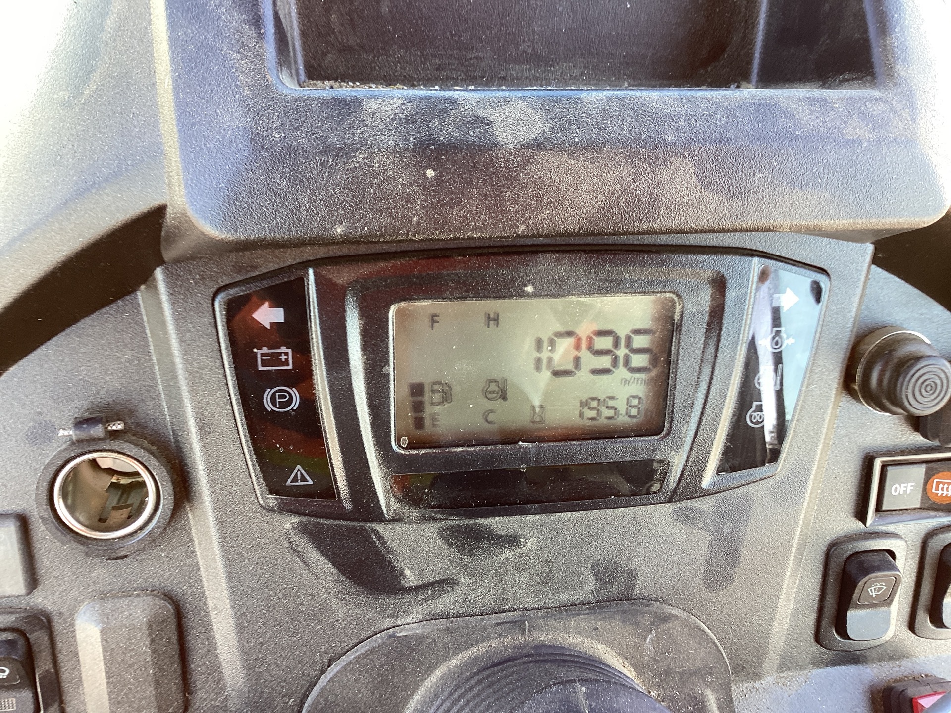 Photo - 24