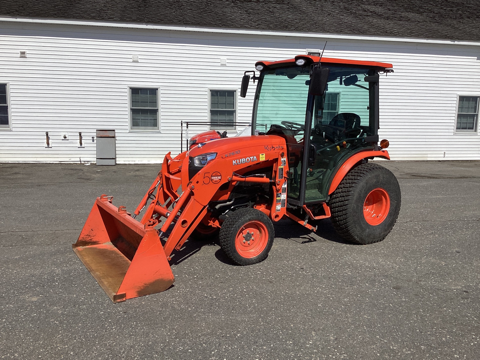 2020 Kubota LX2610HSDC 4WD Tractor