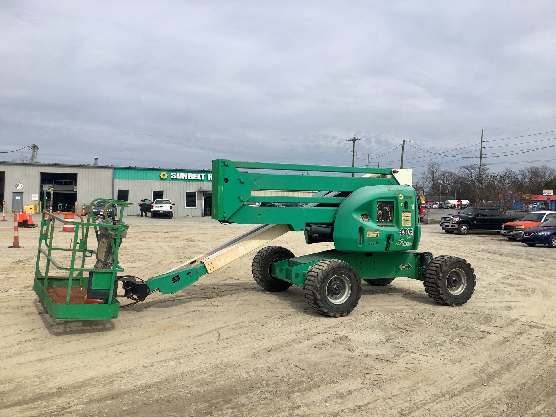 2013 JLG 450A 4WD Diesel Articulating Boom Lift