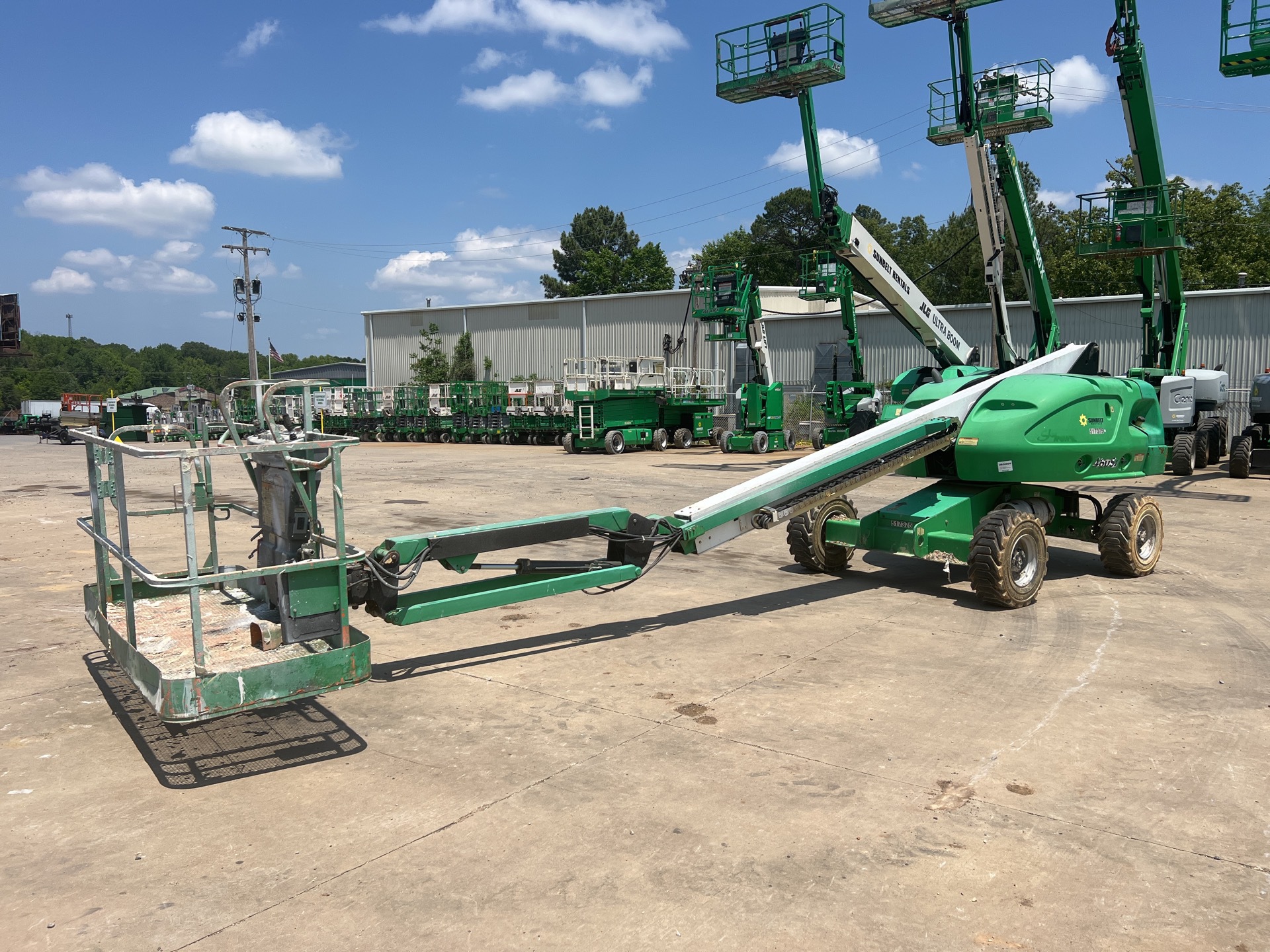 2013 JLG 460SJ 4WD Dual Fuel Telescopic Boom Lift